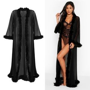 Black mesh Fur trimmed robe 🖤